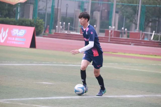 郭士强：崔永熙持球失误较多 专注力也需提高